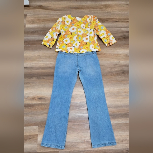 Rocawear Vintage Y2K Low Rise Embroidered Fit and Flare Jeans Size 5 - Picture 5 of 13